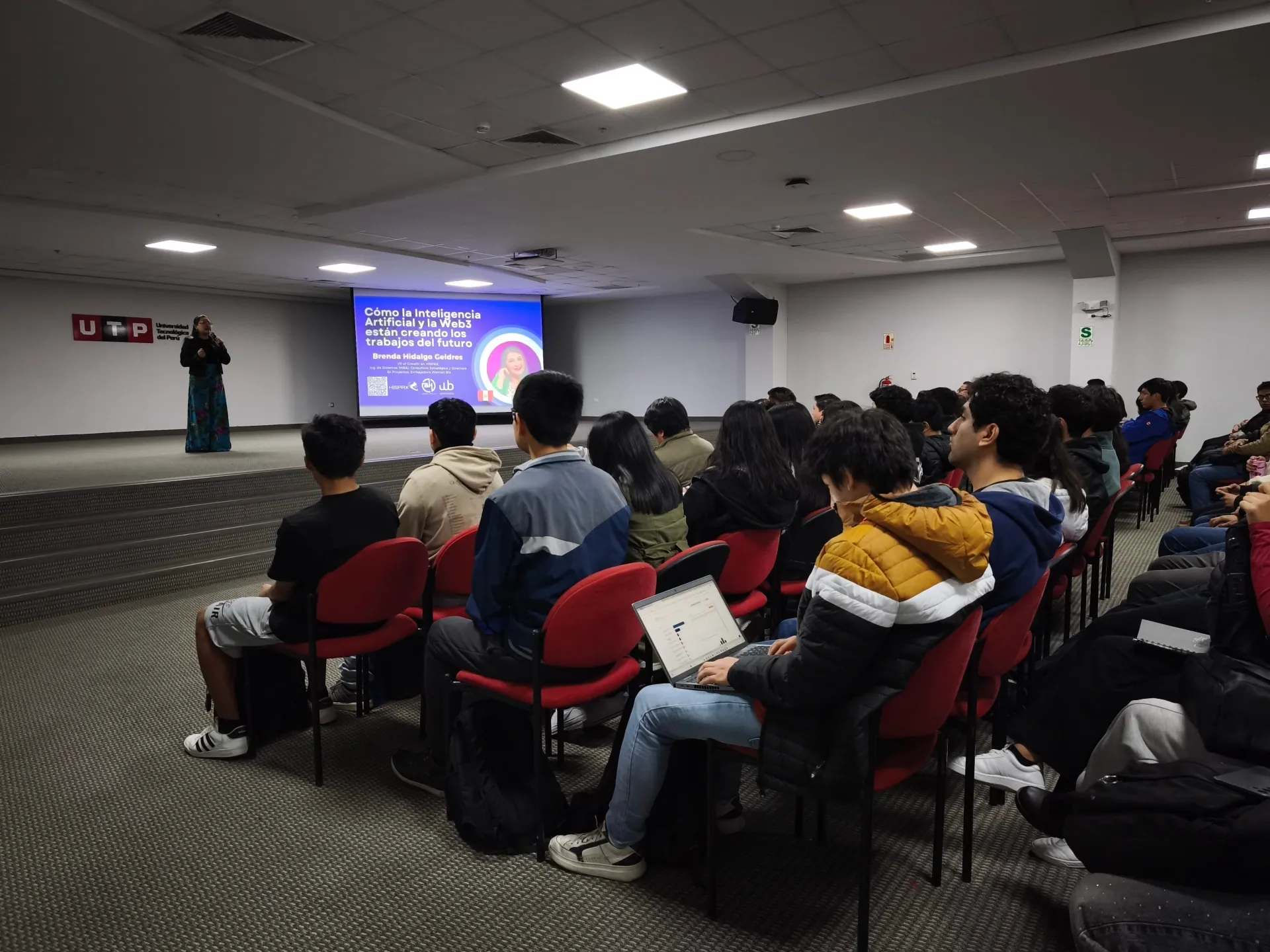 Ponencia durante el Data & AI Innovation Summit