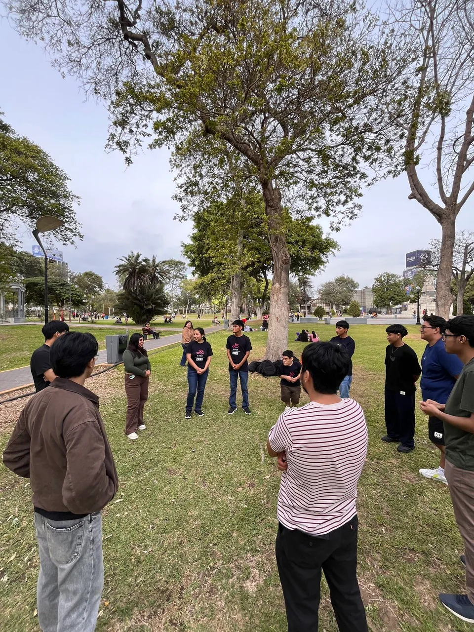 Dinámica de equipo durante la integración del Pilar LEAD Academia