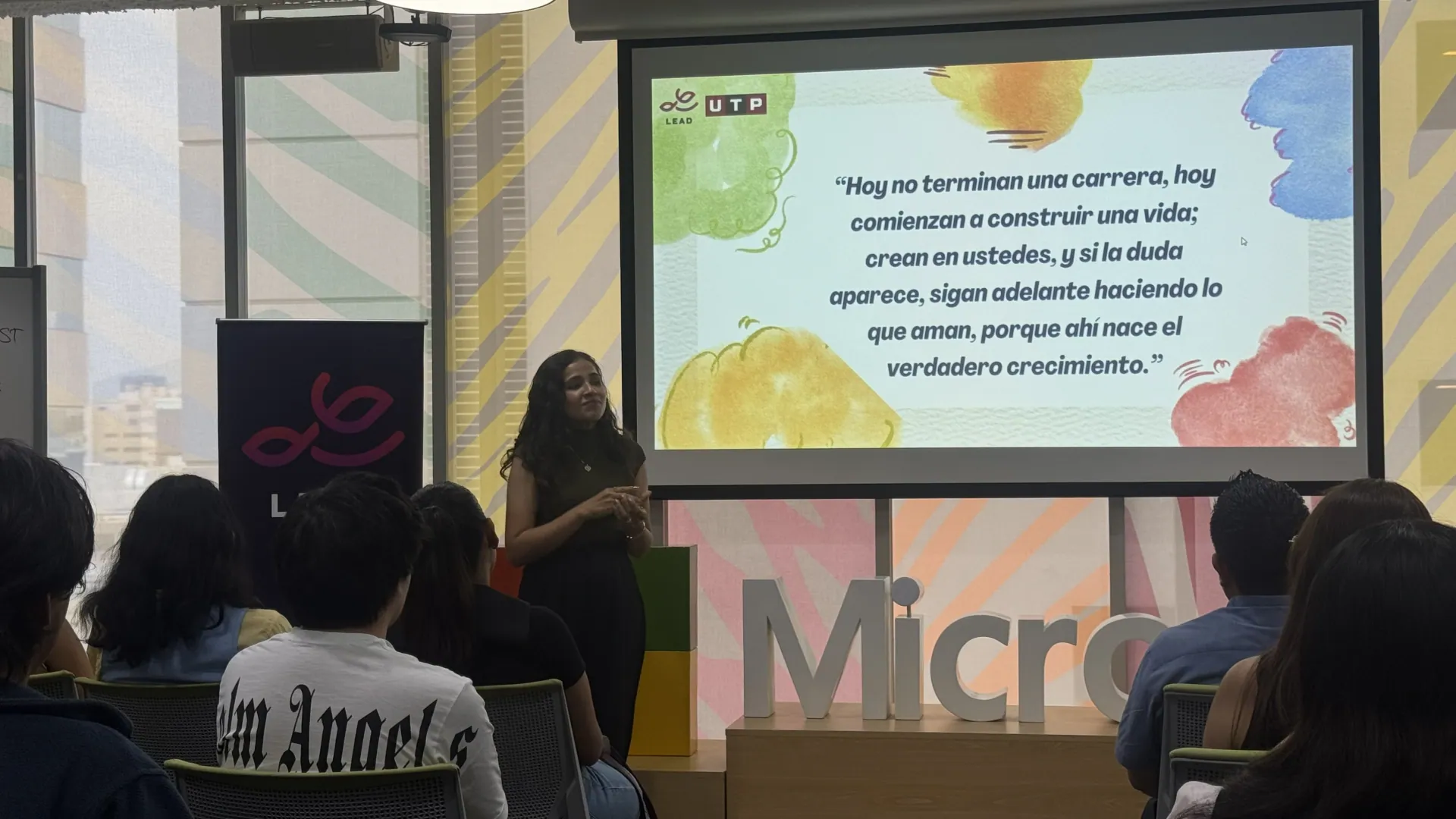 Ponencia durante la clausura de Career Path